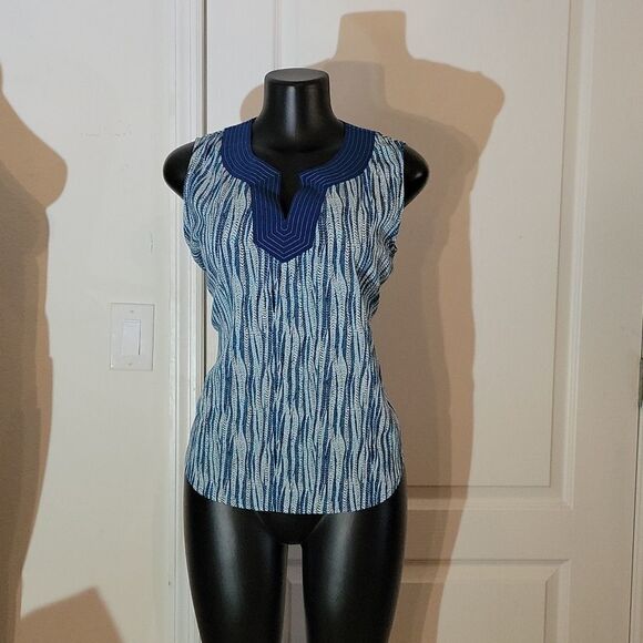 BRAND NEW LIZ CLAIBORNE MULTI-COLOR SLEEVELESS SHIRT - Picture 1 of 14